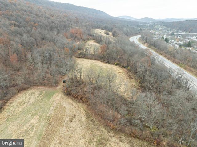 300 BEEGLE RD, Everett, PA 15537