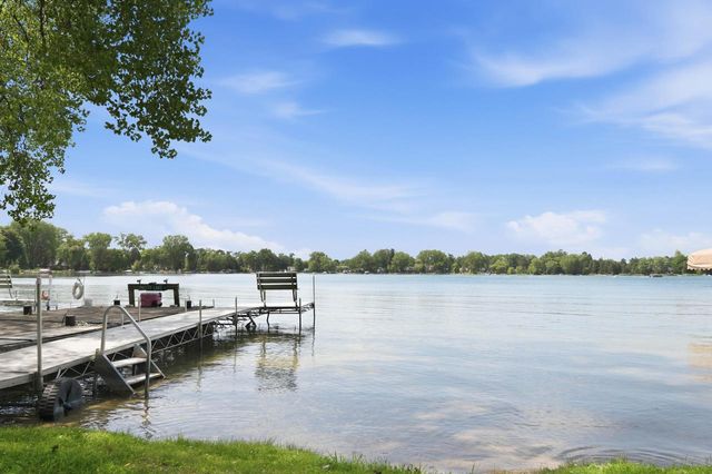 W376S5156 E PRETTY LAKE ROAD, Dousman, WI 53118