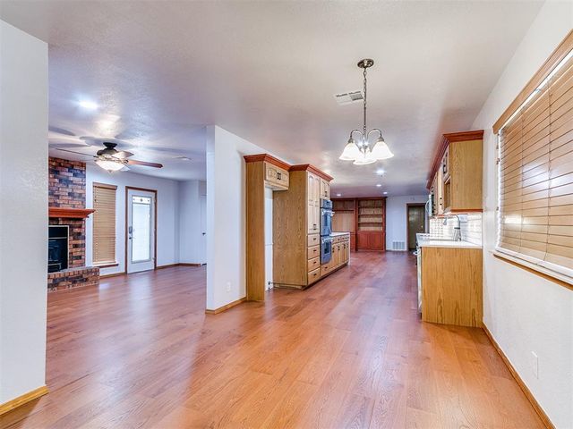 36701 Timber Road, Shawnee, OK 74804