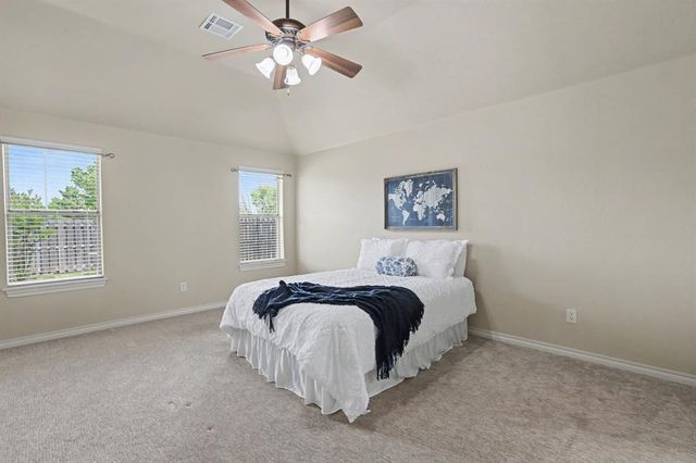 317 Mohawk Trail, Edmond, OK 73003