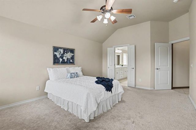 317 Mohawk Trail, Edmond, OK 73003