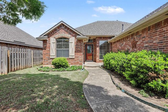 317 Mohawk Trail, Edmond, OK 73003