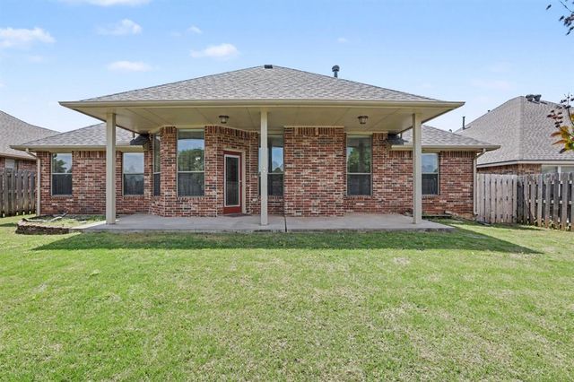 317 Mohawk Trail, Edmond, OK 73003