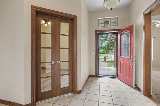 317 Mohawk Trail, Edmond, OK 73003