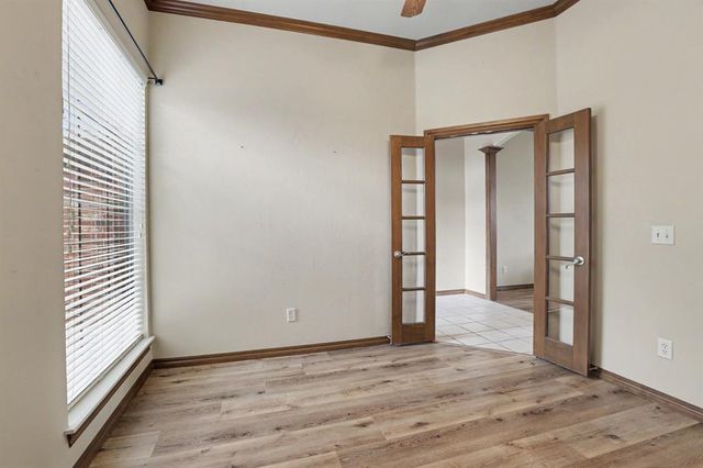 317 Mohawk Trail, Edmond, OK 73003