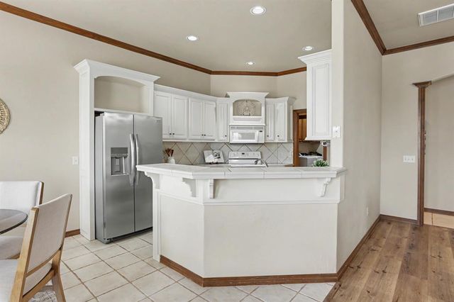 317 Mohawk Trail, Edmond, OK 73003