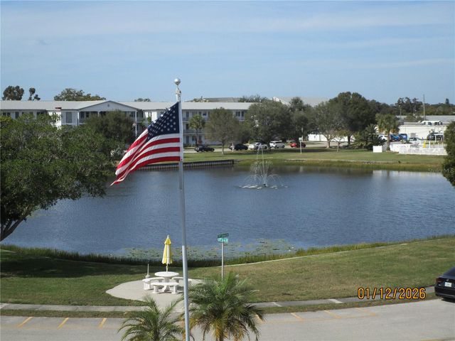 1900 59TH AVENUE N 305, St Petersburg, FL 33714