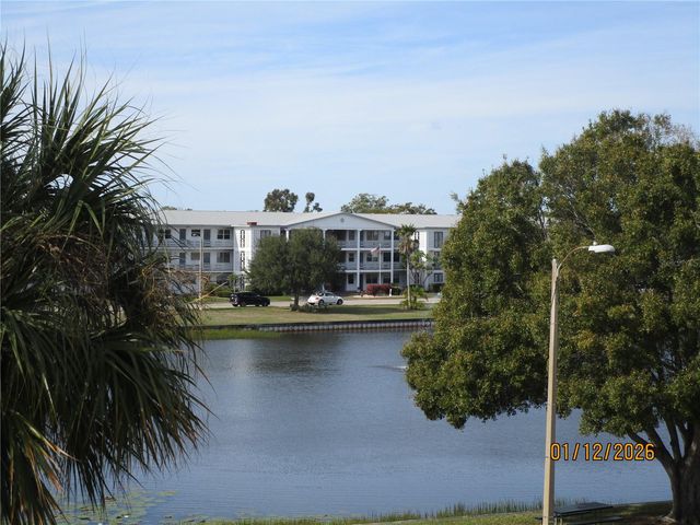 1900 59TH AVENUE N 305, St Petersburg, FL 33714