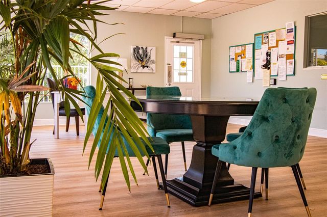 1900 59TH AVENUE N 305, St Petersburg, FL 33714