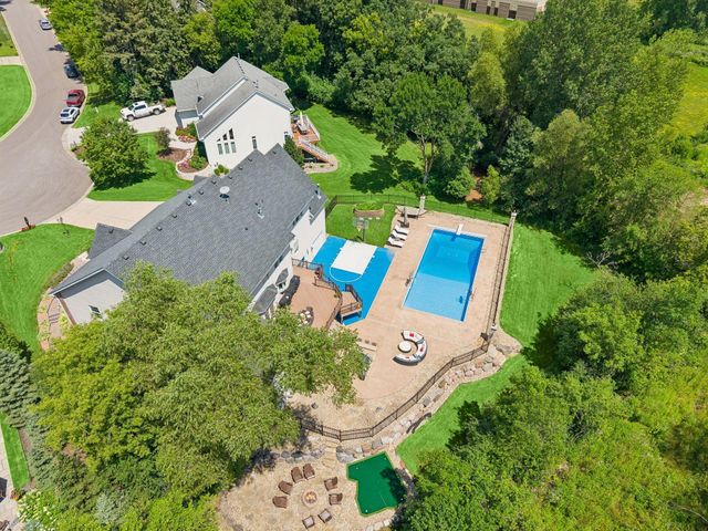 2012 Pine Ridge Drive, West Saint Paul, MN 55118
