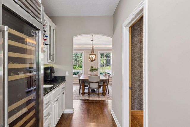 2012 Pine Ridge Drive, West Saint Paul, MN 55118