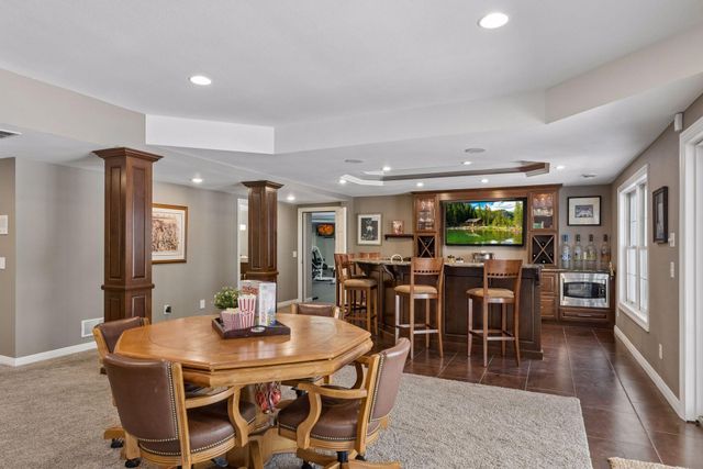 2012 Pine Ridge Drive, West Saint Paul, MN 55118