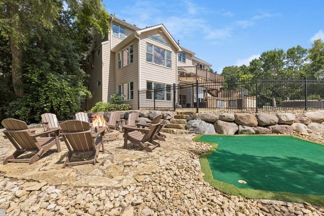 2012 Pine Ridge Drive, West Saint Paul, MN 55118