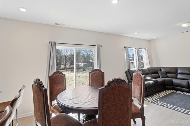 1716 Parkfield Way, Goshen Twp, OH 45122