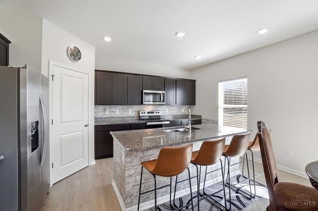 1716 Parkfield Way, Goshen Twp, OH 45122