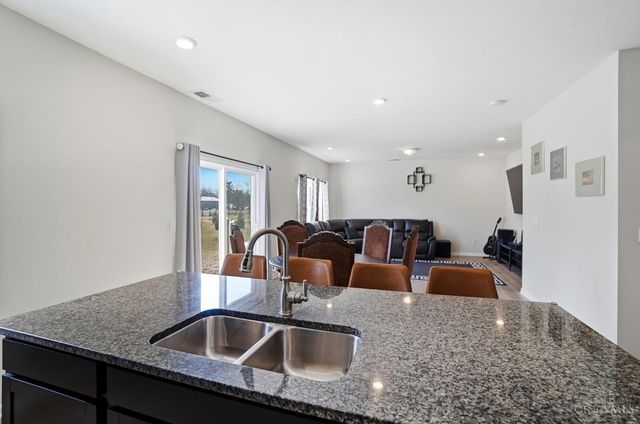 1716 Parkfield Way, Goshen Twp, OH 45122