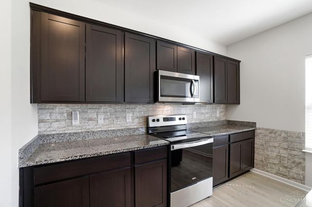 1716 Parkfield Way, Goshen Twp, OH 45122