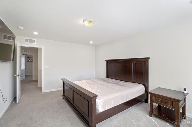 1716 Parkfield Way, Goshen Twp, OH 45122