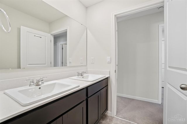 1716 Parkfield Way, Goshen Twp, OH 45122