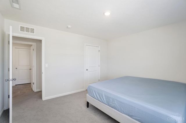 1716 Parkfield Way, Goshen Twp, OH 45122