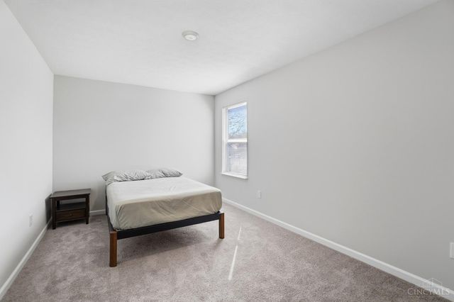 1716 Parkfield Way, Goshen Twp, OH 45122