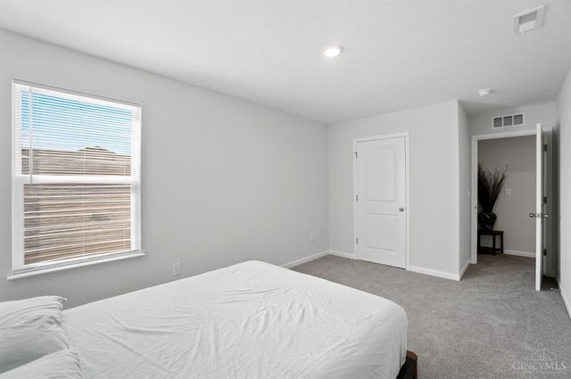 1716 Parkfield Way, Goshen Twp, OH 45122