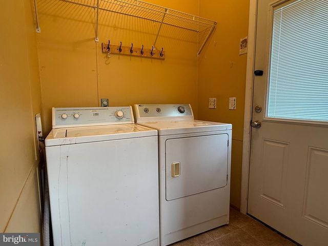 204 W WICONISCO AVE, Tower City, PA 17980