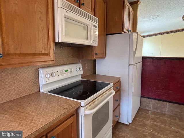 204 W WICONISCO AVE, Tower City, PA 17980