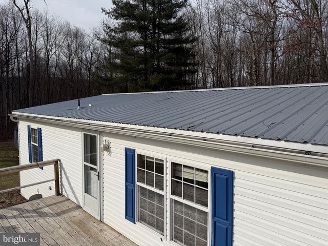 204 W WICONISCO AVE, Tower City, PA 17980