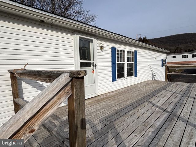 204 W WICONISCO AVE, Tower City, PA 17980