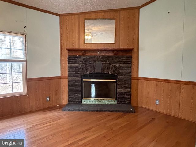 204 W WICONISCO AVE, Tower City, PA 17980