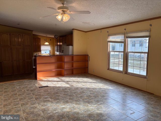 204 W WICONISCO AVE, Tower City, PA 17980