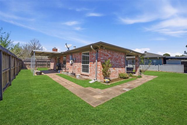 10622 Sagevale Lane, Houston, TX 77089