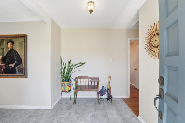 10622 Sagevale Lane, Houston, TX 77089