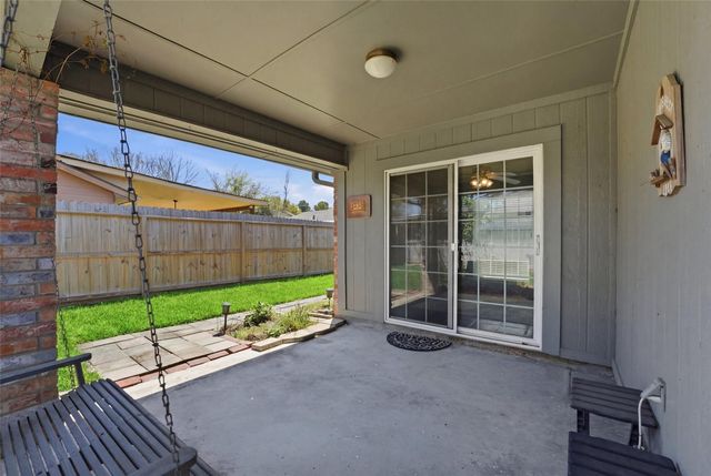 10622 Sagevale Lane, Houston, TX 77089