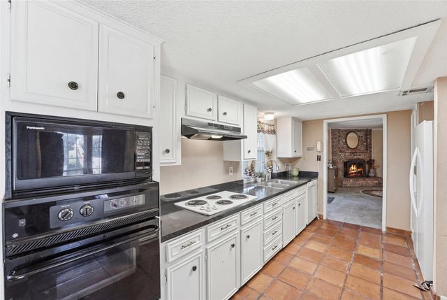 10622 Sagevale Lane, Houston, TX 77089