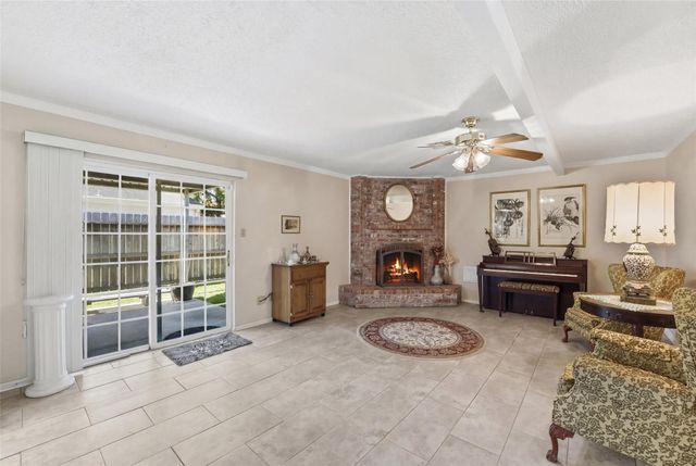 10622 Sagevale Lane, Houston, TX 77089