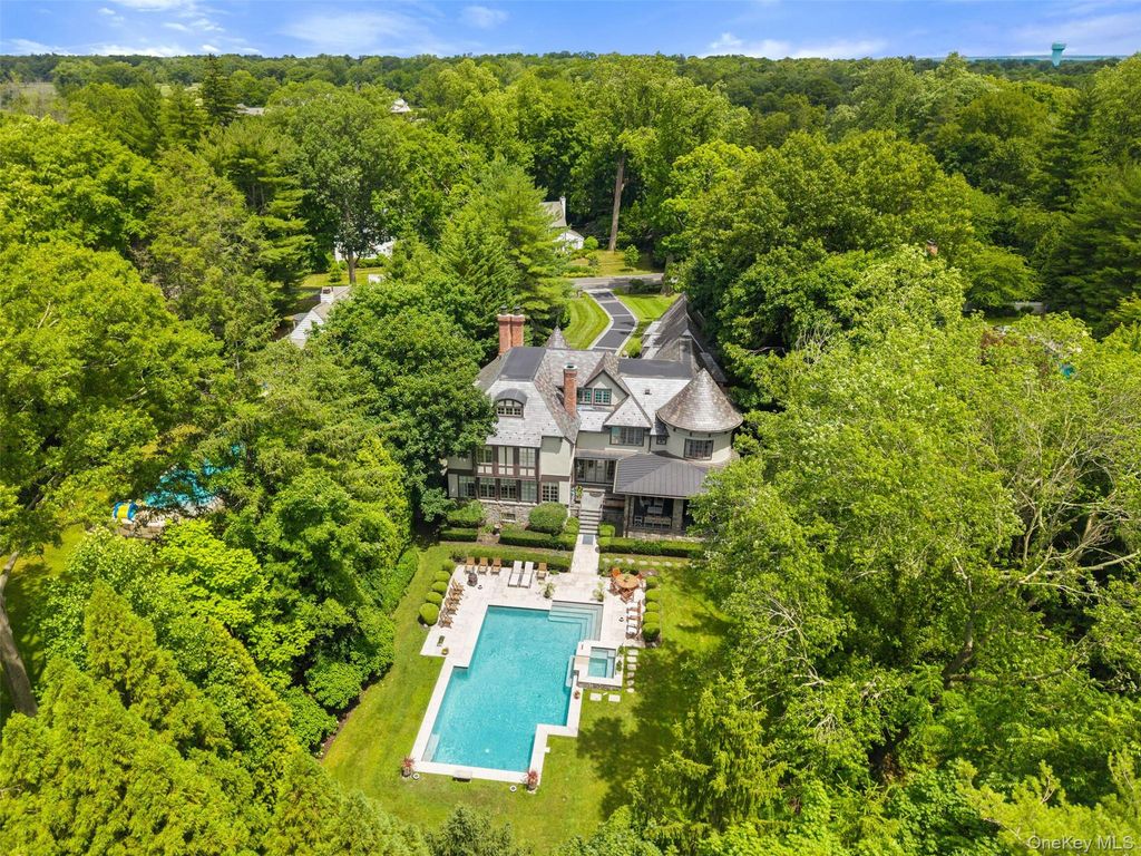 10 Broadmoor Road, Scarsdale, NY 10583 — exterior