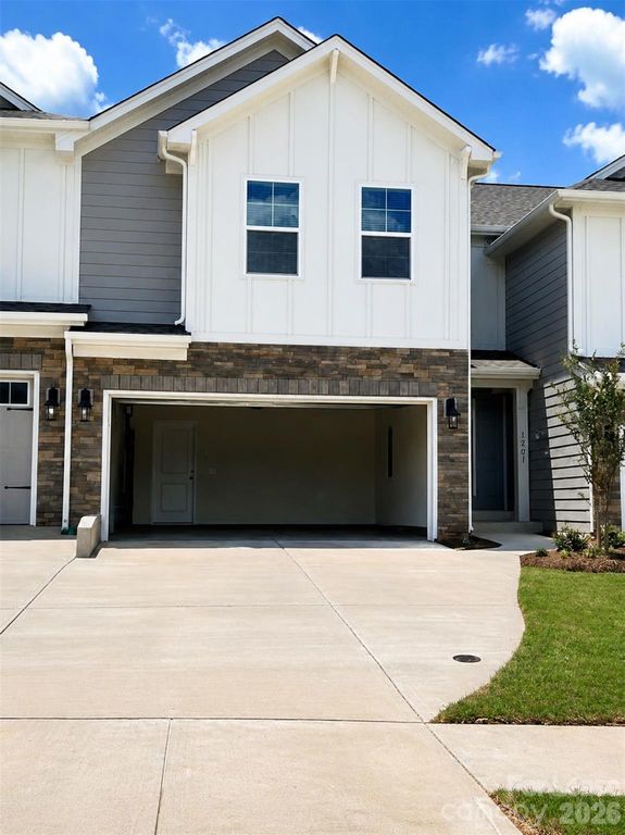 1207 Cedar Branch Place NW, Huntersville, NC 28078