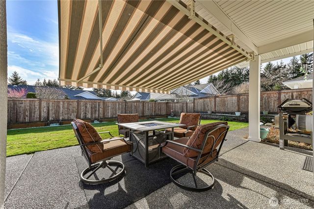 2014 38th Street Ct NW, Gig Harbor, WA 98335