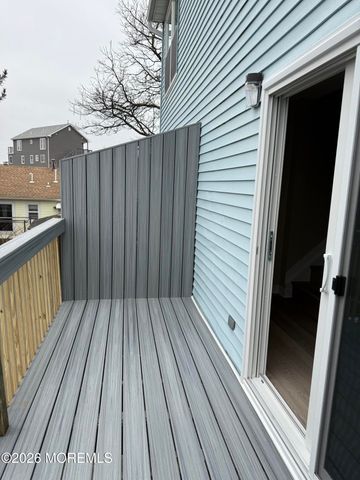 4 Beachway Avenue 9, Keansburg, NJ 07734