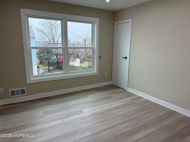 4 Beachway Avenue 9, Keansburg, NJ 07734