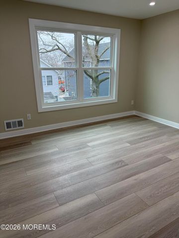 4 Beachway Avenue 9, Keansburg, NJ 07734