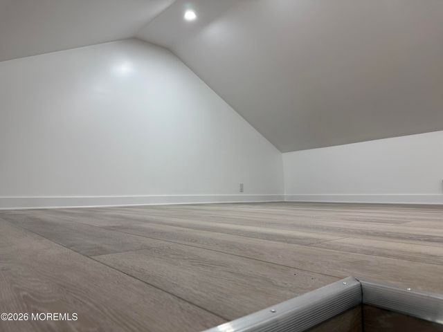 4 Beachway Avenue 9, Keansburg, NJ 07734