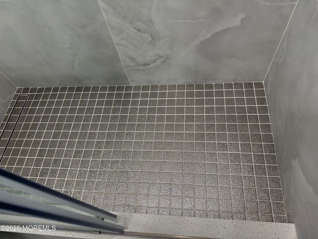 4 Beachway Avenue 9, Keansburg, NJ 07734