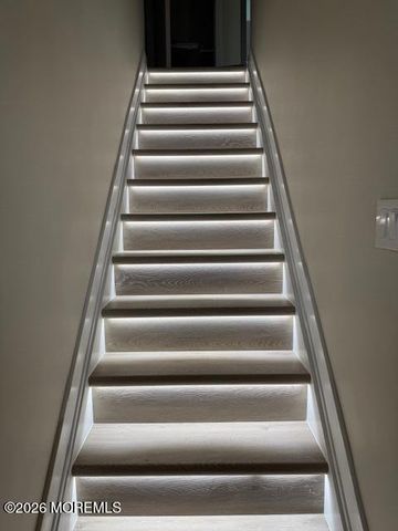 4 Beachway Avenue 9, Keansburg, NJ 07734