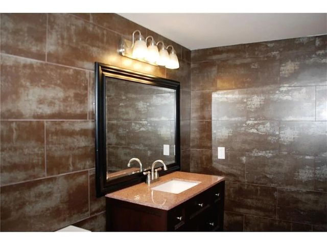 18333 Roehampton Drive 1036, Dallas, TX 75252