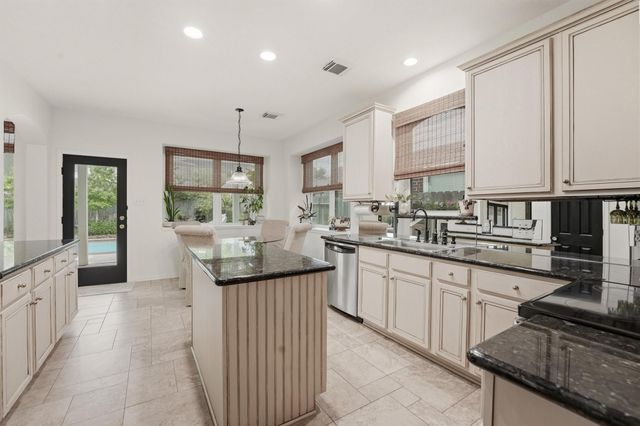 542 Ivy Cross Lane, Sugar Land, TX 77479