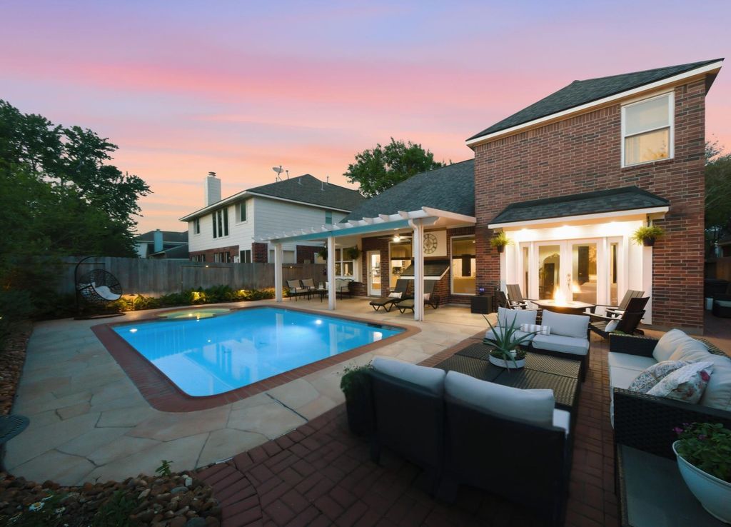 542 Ivy Cross Lane, Sugar Land, TX 77479