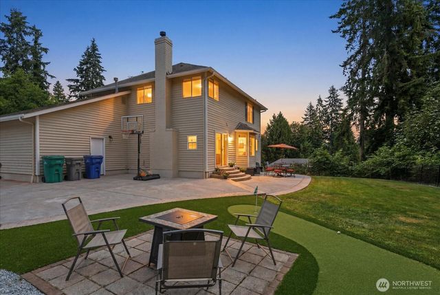 18223 Yew Way, Snohomish, WA 98296